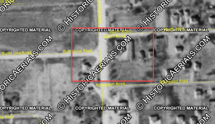 Lakewinds Motel (Lake Winds Motel, Reiferts Colonial Tourist Court)) - 1954 Aerial (newer photo)